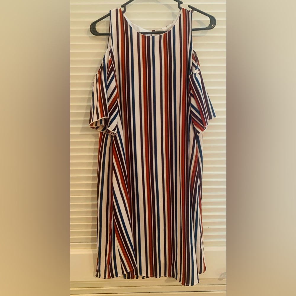 Flowy dress, great for fall